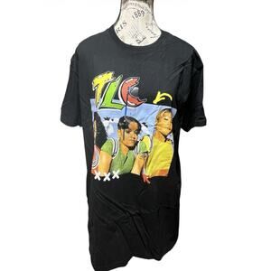 TLC Graphic Tee Shirt Size L